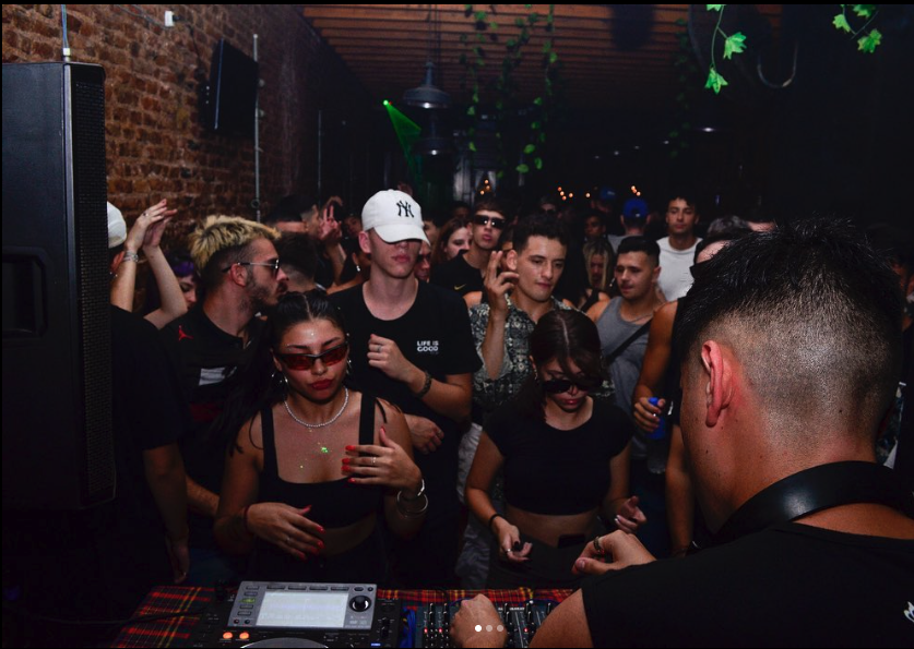 SKNB Techno